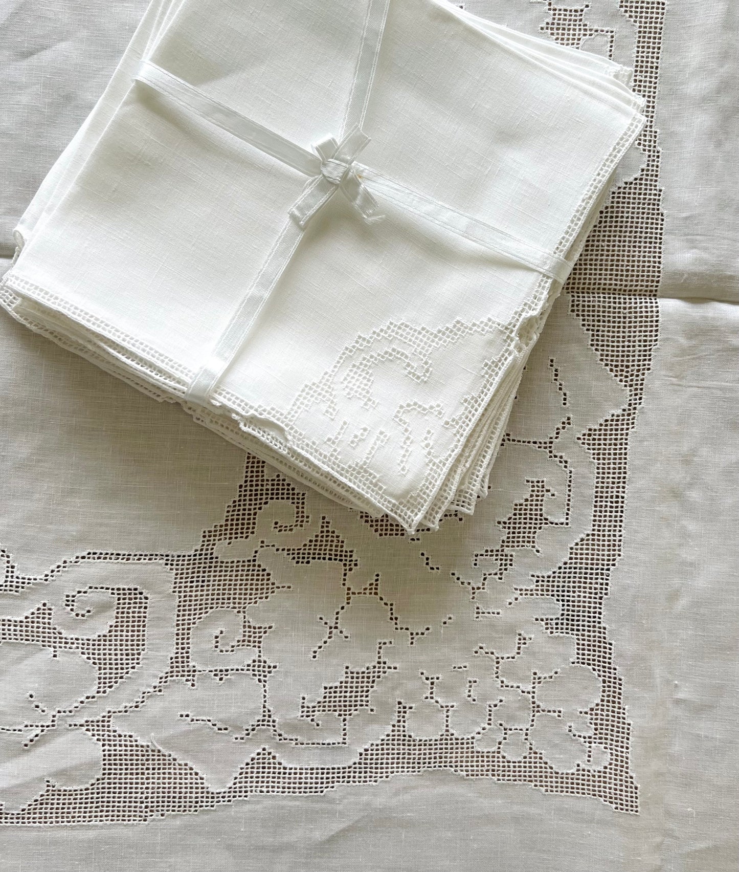 Grapevine Tablecloth